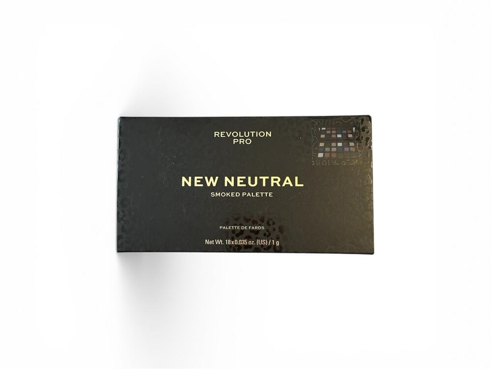 Makeup Revolution Pro - New Neutral Smoked Eyeshadow Palette - 18 Shades - New